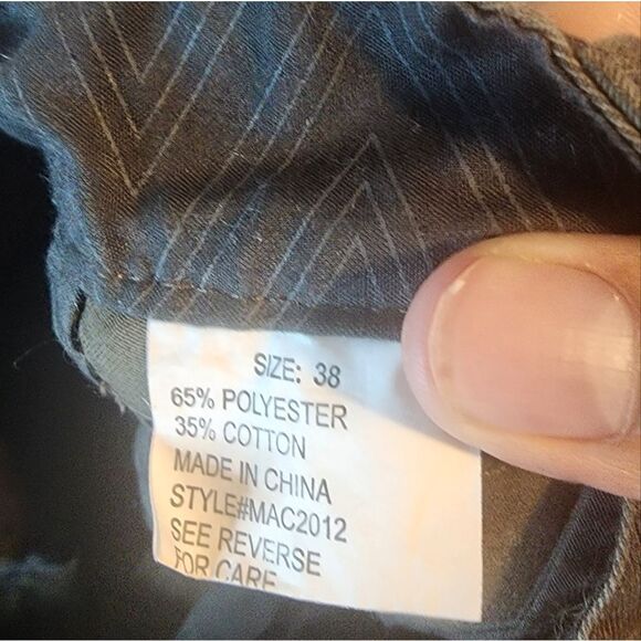 Men's Fuel flat front shorts, size 38 - Picture 3 of 5